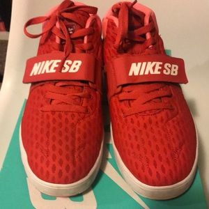 Nike ERIC KOSTON mid red/red EUC in box